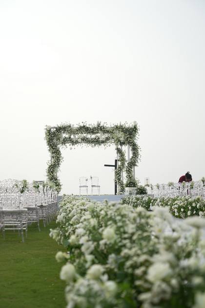 Mandap and Aisle / Walkway — Wedding decor — W GOA